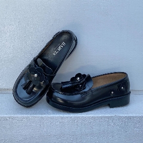 【WEB限定】フルールタッセルローファー #HO391