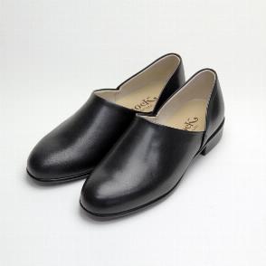 スポックシューズ